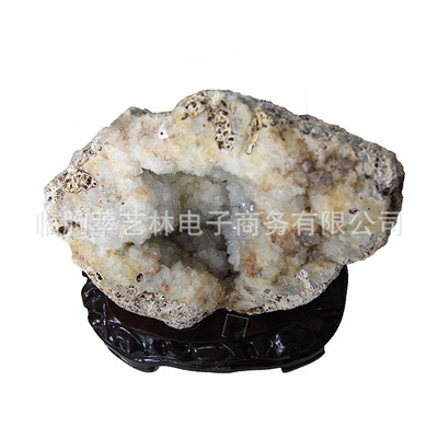 工厂供应玛瑙晶洞 电镀穿天然玛瑙，景观摆件与配件采购指南